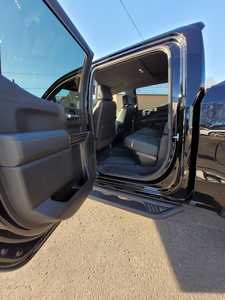 2020 Chevrolet 1500 Crew Cab, $32995. Photo 12