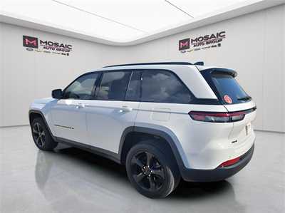 2024 Jeep Grand Cherokee, $33990. Photo 5