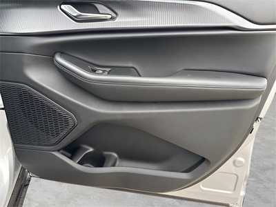 2025 Jeep Grand Cherokee, $41724. Photo 9