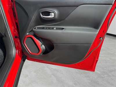 2023 Jeep Renegade, $22990. Photo 9