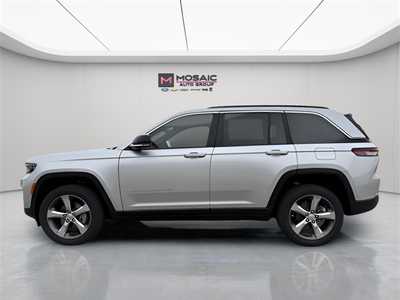 2025 Jeep Grand Cherokee L, $49640. Photo 6