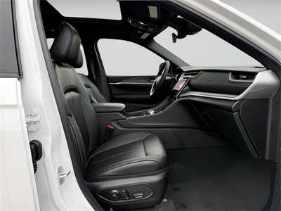 2025 Jeep Grand Cherokee L, $48103. Photo 10