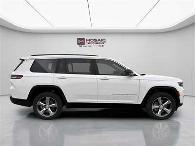 2025 Jeep Grand Cherokee L, $48103. Photo 2