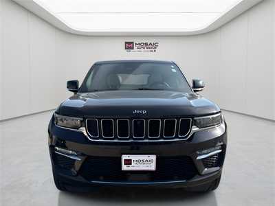 2022 Jeep Grand Cherokee, $25990. Photo 8