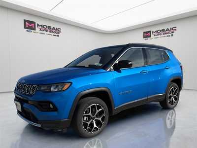 2025 Jeep Compass, $31630. Photo 7