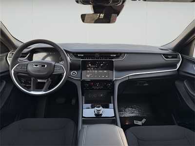 2025 Jeep Grand Cherokee, $37549. Photo 12
