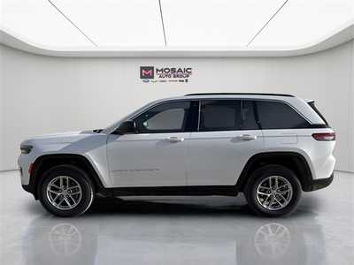 2025 Jeep Grand Cherokee, $37549. Photo 6