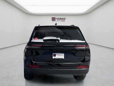 2025 Jeep Grand Cherokee, $50403. Photo 4