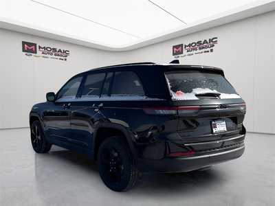 2025 Jeep Grand Cherokee, $50403. Photo 5