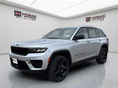 2025 Jeep Grand Cherokee, $44338. Photo 7