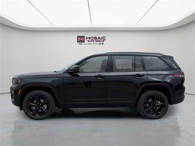 2025 Jeep Grand Cherokee, $48082. Photo 6