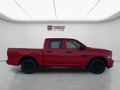 2019 RAM 1500 Crew Cab, $21990. Photo 2