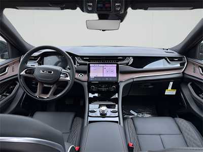 2025 Jeep Grand Cherokee, $62744. Photo 12