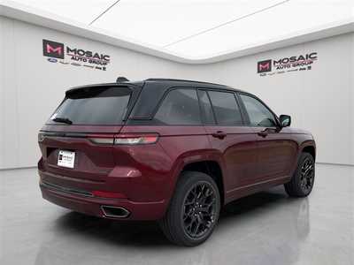 2025 Jeep Grand Cherokee, $62744. Photo 3