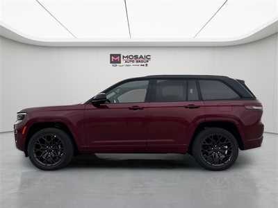 2025 Jeep Grand Cherokee, $62744. Photo 6
