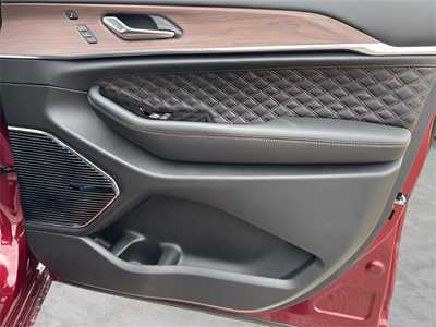 2025 Jeep Grand Cherokee, $62744. Photo 9