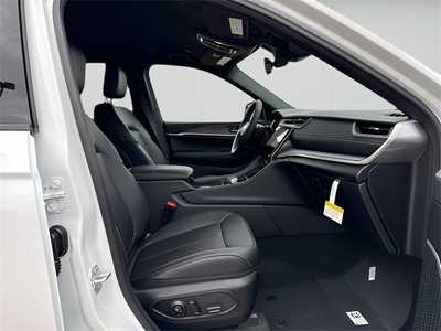 2025 Jeep Grand Cherokee L, $45178. Photo 10