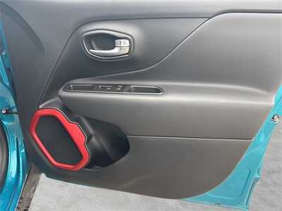 2022 Jeep Renegade, $20990. Photo 9