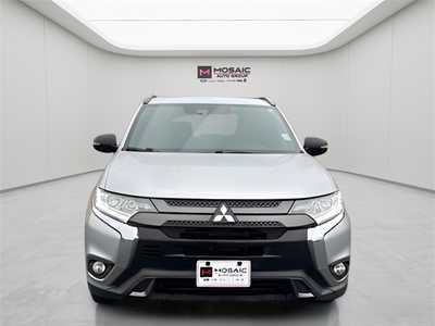 2020 Mitsubishi Outlander, $14490. Photo 8