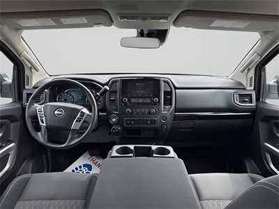 2023 Nissan Titan, $27490. Photo 12