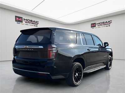 2023 Chevrolet Suburban, $43990. Photo 3