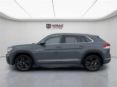 2022 Volkswagen Atlas, $29990. Photo 6