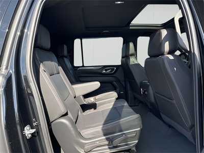 2023 Chevrolet Suburban, $54990. Photo 12