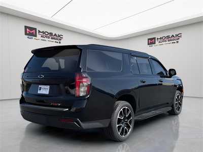 2023 Chevrolet Suburban, $54990. Photo 3