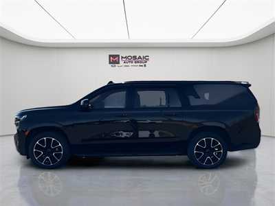 2023 Chevrolet Suburban, $54990. Photo 6