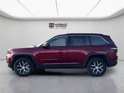 2024 Jeep Grand Cherokee, $34990. Photo 6