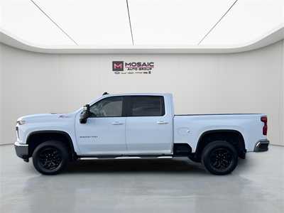 2020 Chevrolet 3500 Crew Cab, $43990. Photo 6