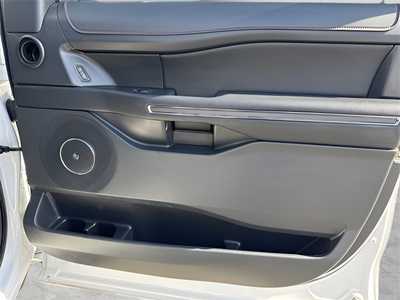 2022 Ford Expedition Max, $54990. Photo 9