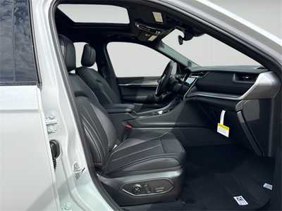 2025 Jeep Grand Cherokee L, $48479. Photo 10