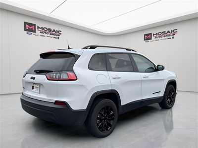 2023 Jeep Cherokee, $22990. Photo 3