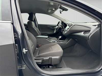 2022 Chevrolet Malibu, $17990. Photo 10