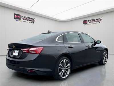 2022 Chevrolet Malibu, $17990. Photo 3