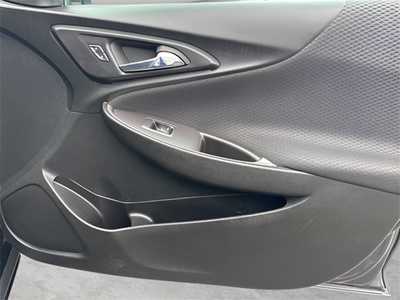 2022 Chevrolet Malibu, $17990. Photo 9