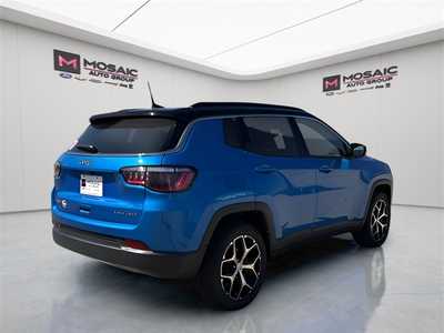 2024 Jeep Compass, $25990. Photo 3