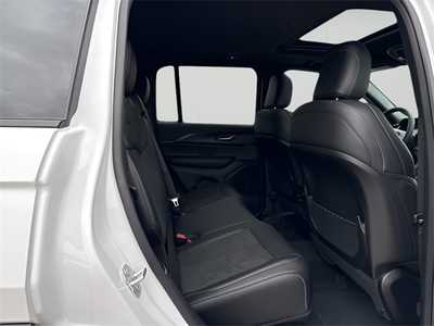 2025 Jeep Grand Cherokee, $41455. Photo 12