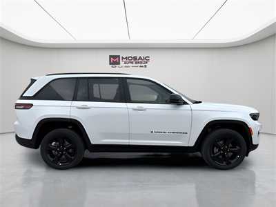 2025 Jeep Grand Cherokee, $41455. Photo 2