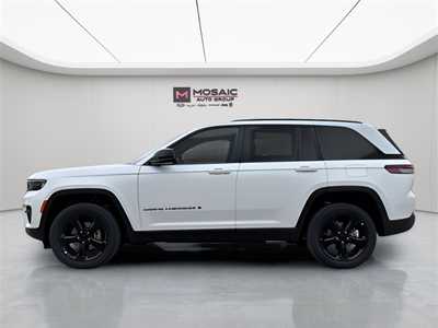 2025 Jeep Grand Cherokee, $41455. Photo 6