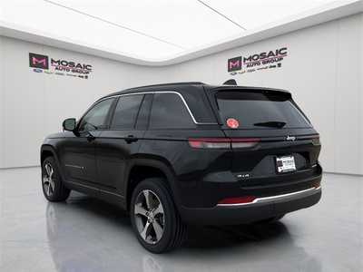2025 Jeep Grand Cherokee, $50740. Photo 5