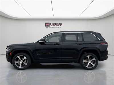 2025 Jeep Grand Cherokee, $50740. Photo 6