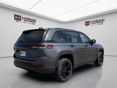 2025 Jeep Grand Cherokee, $44973. Photo 3