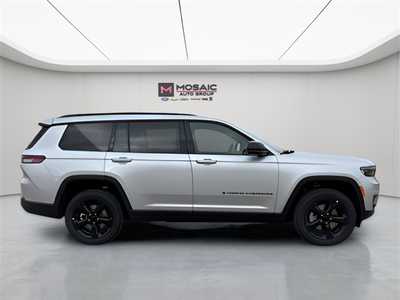 2025 Jeep Grand Cherokee L, $43873. Photo 2