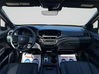 2023 Honda Passport, $33990. Photo 12