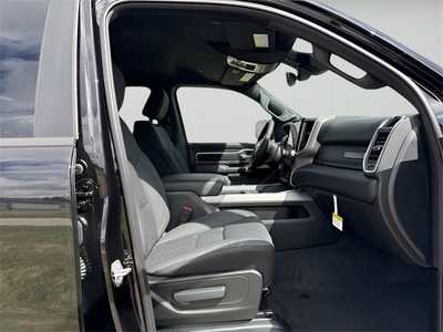2025 RAM 1500 Crew Cab, $48272. Photo 10