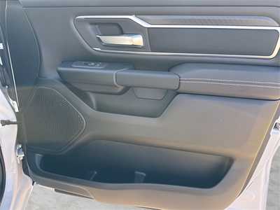 2025 RAM 1500 Crew Cab, $50381. Photo 9