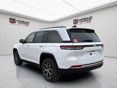 2025 Jeep Grand Cherokee, $43848. Photo 5