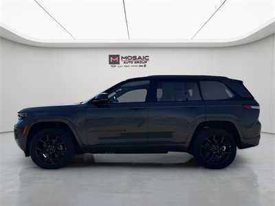 2025 Jeep Grand Cherokee, $56664. Photo 6
